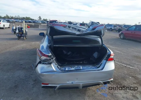 2022 Toyota Camry Se из США, поврежденный, VIN 4T1G11AKXNU714005